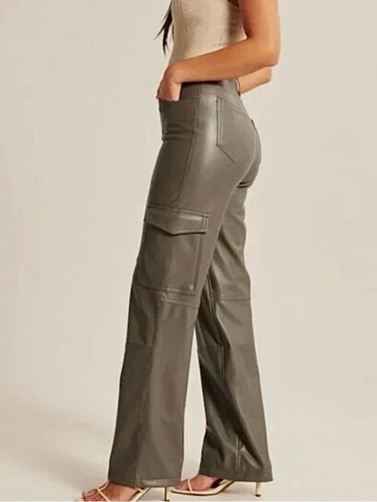 Abercrombie & Fitch Pants - Abercrombie & Fitch 90s Relaxed High Rise Olive Vegan Leather Cargo Pants 26/2s